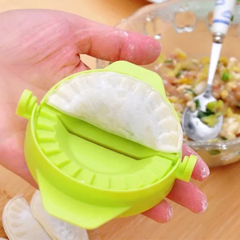 Kitchen Gadgets DIY Crescent S - đánh giá và giá Kitchen Gadgets Dumpling Maker
